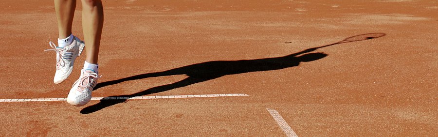 Shadow boxing in tennis